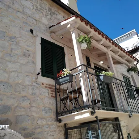 Apartmán Perfectly Located Cherry Stone House Split