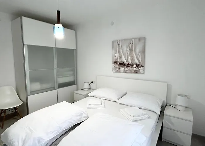 דירה Perfectly Located Cherry Stone House *