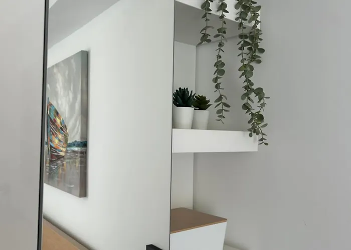 Perfectly Located Cherry Stone House דירה *